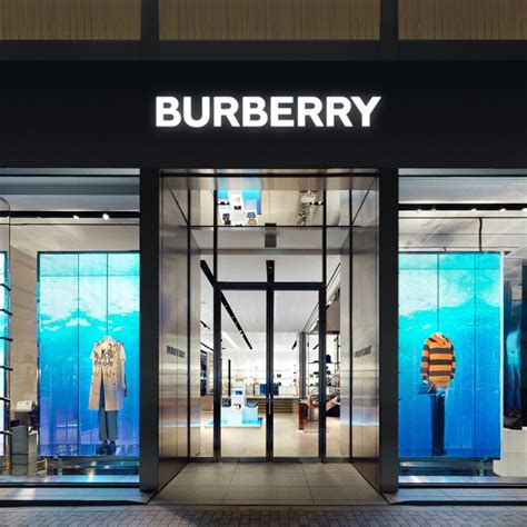 burberry digital outlet online.